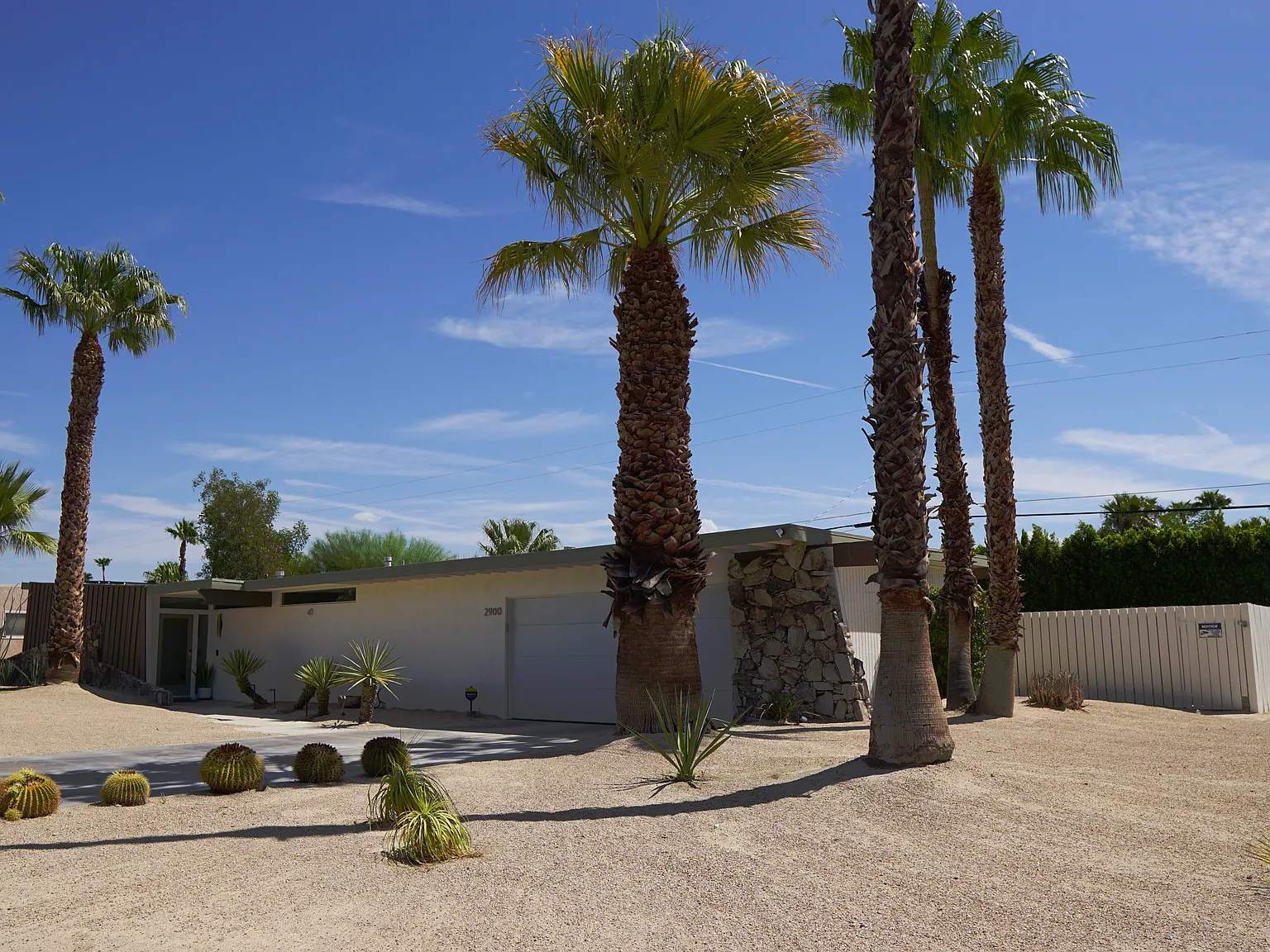3 bed, 1521 sqft, $4,095 — Photo 3