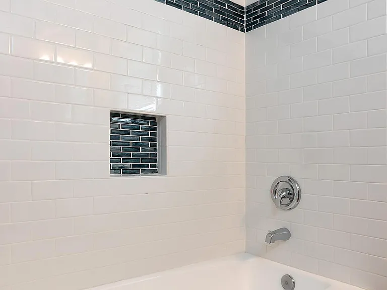 1304 Corona St — Photo 7