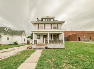 307 S Webster St, Robinson, IL 62454