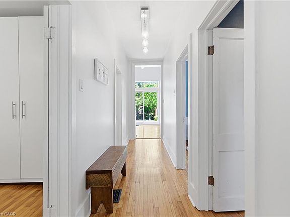 5th image of 78 Essex St