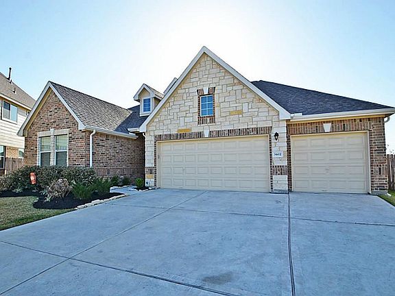 2nd image of 3402 Sentry Park Ln