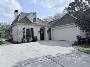 228 High St, Abita Springs, LA 70420