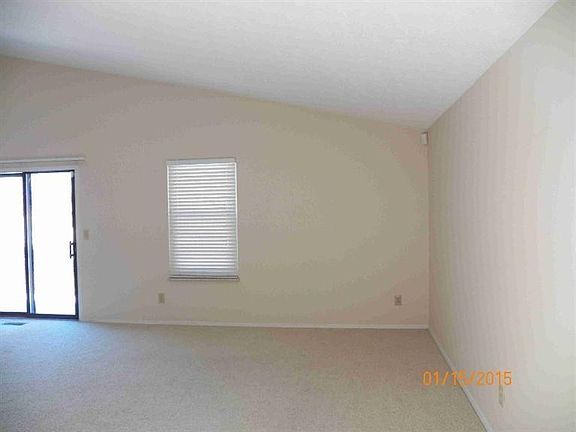 3rd image of 8998 Hickorygate Ln
