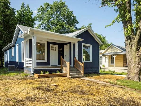 116 Grover St, Warrensburg, MO 64093