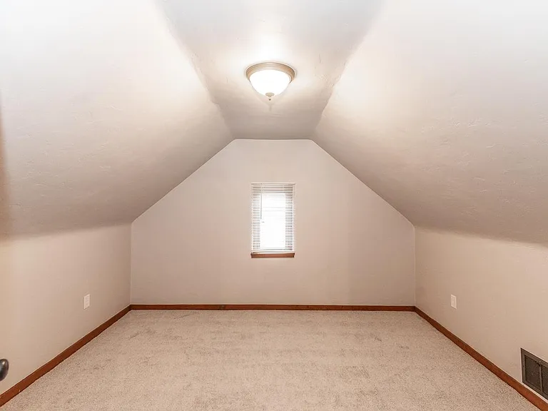 50 McNeilly Ct — Photo 17