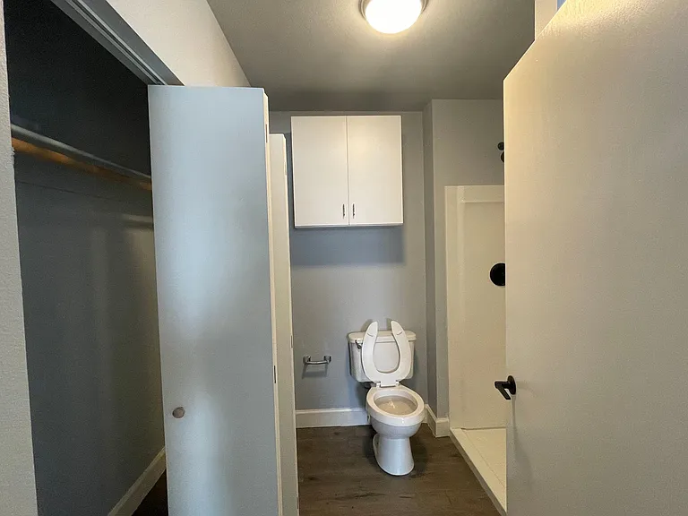 408 W Grove Ave #B — Photo 9