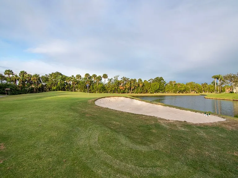 28 Plantation Dr #204 — Photo 45