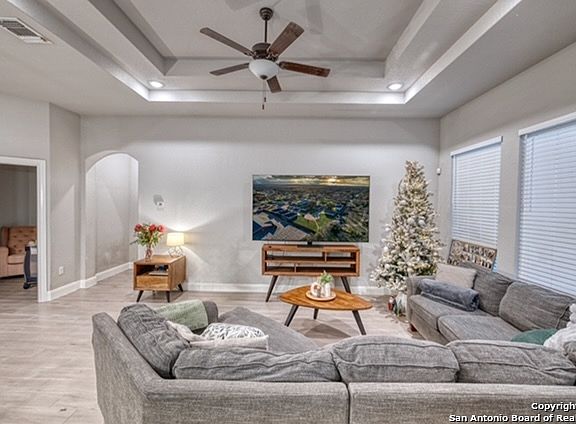 3rd image of 430 Park Circle