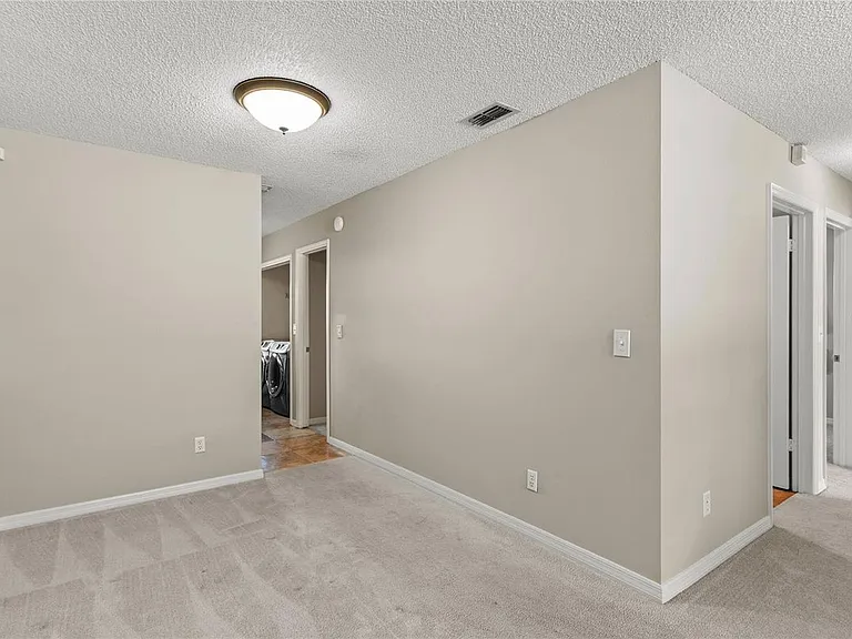 1022 Disston Ave — Photo 11
