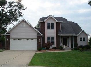 46 Oakhill Dr, Buffalo, NY 14224