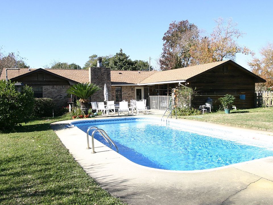 Large Back Yard
