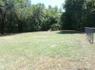 917 E Orchard St, Ada, OK 74820