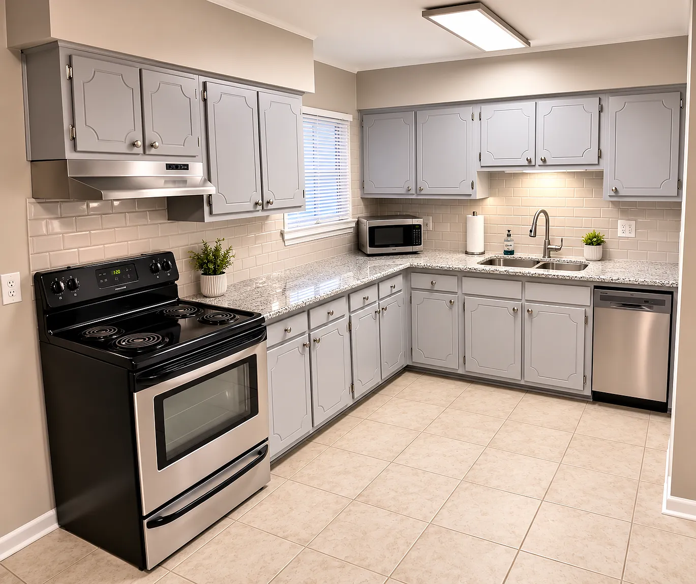 3 bed, 1339 sqft, $2,050 — Photo 3