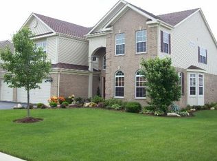 1947 Moraine Rd, Bolingbrook, IL 60490