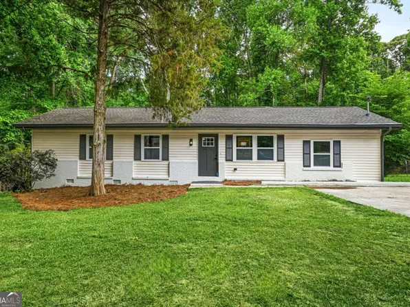 676 Hog Liver Rd, Carrollton, GA 30117