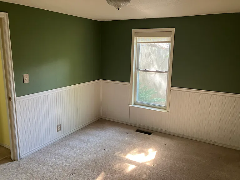 1103 Adele St — Photo 15