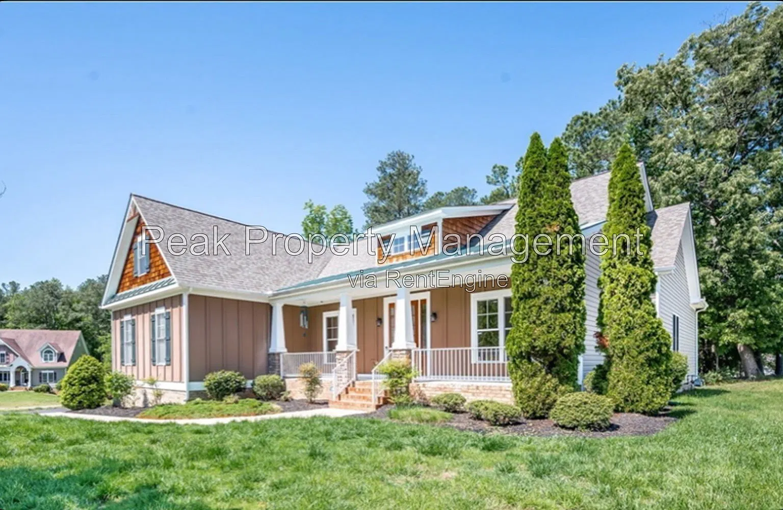4 bed, 2.5 bath, 2296 sqft, $3,000 — Photo 4