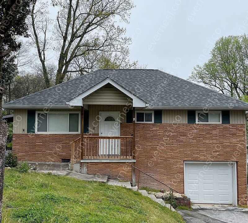 1st image of 3111 Mosley Cir