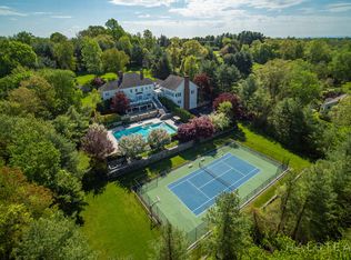 1054 Oenoke Rdg, New Canaan, CT 06840
