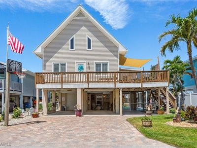249 Pearl St, Fort Myers Beach, FL, 33931