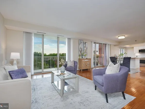 5802 Nicholson Ln #2-604, Rockville, MD 20852