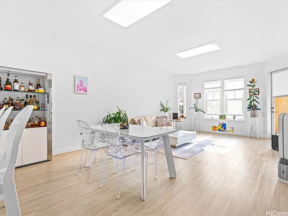 2nd image of 520 Lunalilo Home Rd Unit 8107