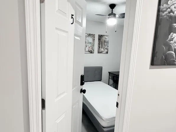 (undisclosed Address), Snellville, GA 30078