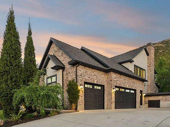 3rd image of 634 E Draper Woods Way