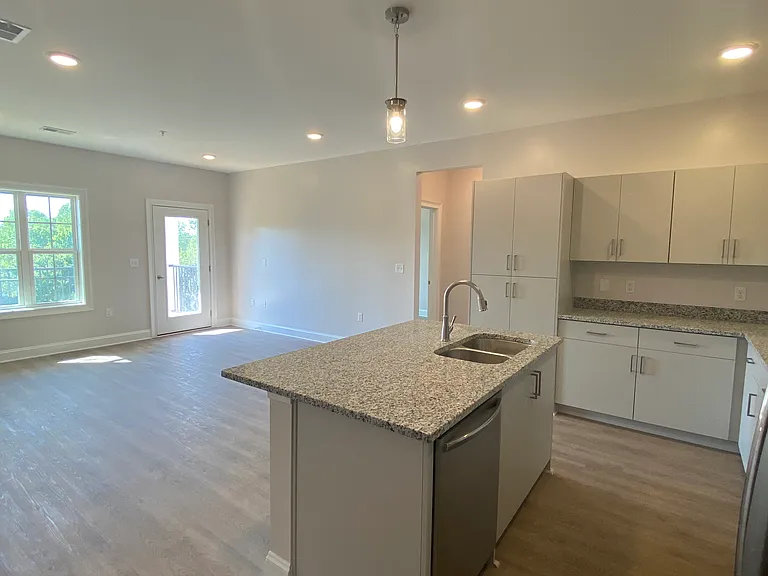 145 Speedway Dr #1304 — Photo 7