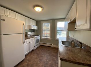 2 Chase St #1, Beverly, MA 01915