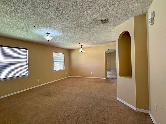 4th image of 10507 Eastpark Lake Dr