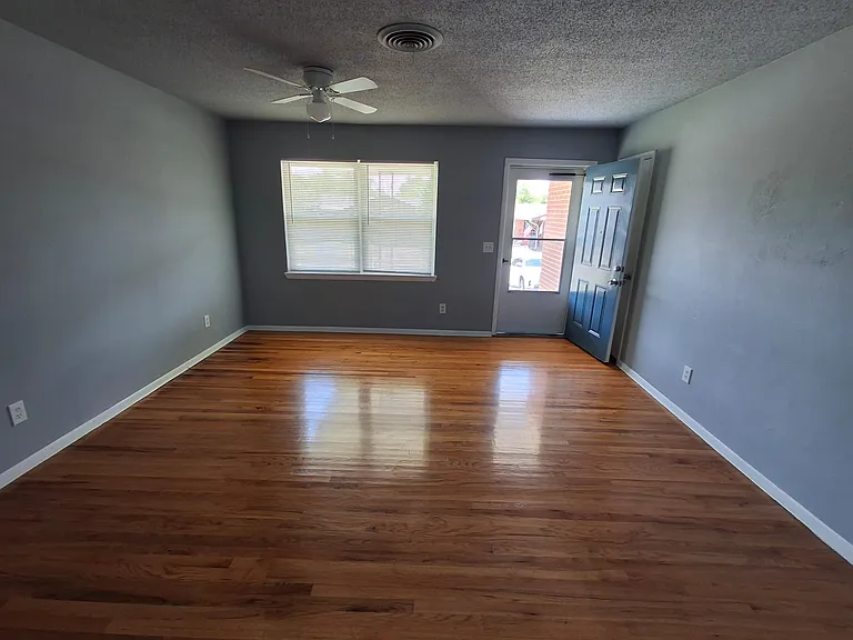 6115 NW Dearborn Ave — Photo 15