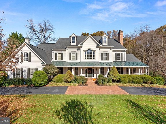 2nd image of 2205 Aryness Dr