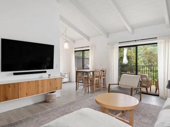 1031 Miramonte Dr APT 2, Santa Barbara, CA 93109