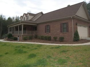 121 Tree Limb Ln, Kannapolis, NC 28083