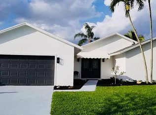 7470 San Sebastian Dr, Boca Raton, FL 33433