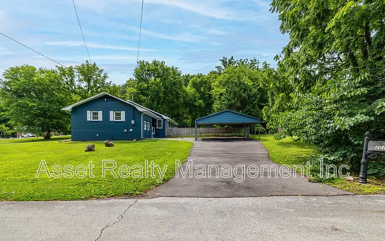 201 Farlow Dr — Photo 5