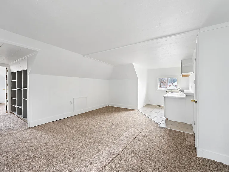 2515 E Midlothian Blvd #4 — Photo 7
