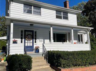 7 Robbins Ct, Norwich, CT 06360