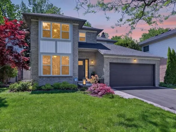 2084 William Oconnell Blvd, Burlington, ON L7M 3V1