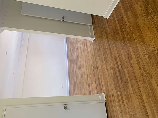 Rented by Contact Realty | media 6