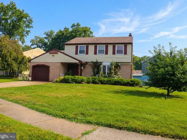 328 Brentwood Ave, Cherry Hill, NJ 08002