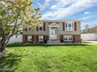 12125 Buttonwood Ln, Middle River, MD