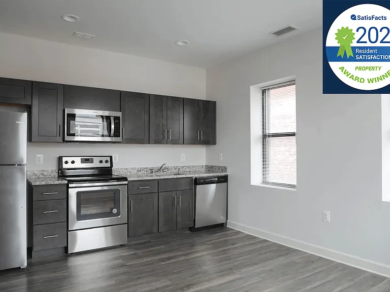 405 W Redwood Apartments — Photo 8