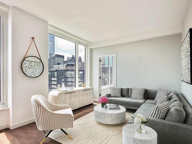 232 E 54th St #36A — Photo 1