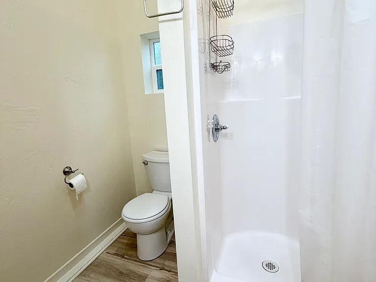 97 Folsom Pl #A — Photo 7