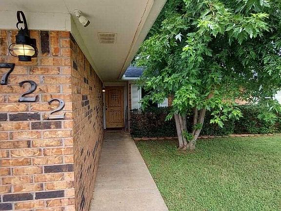 2nd image of 722 Millwood Ct