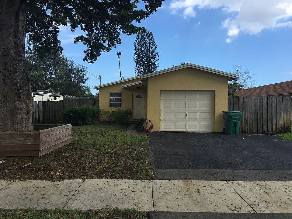 1st image of 4210 SW 63rd Ave