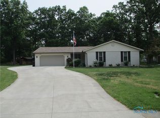 246 Blanchard Dr, Defiance, OH