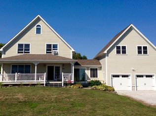 885 E Shore Rd, Isle La Motte, VT 05463